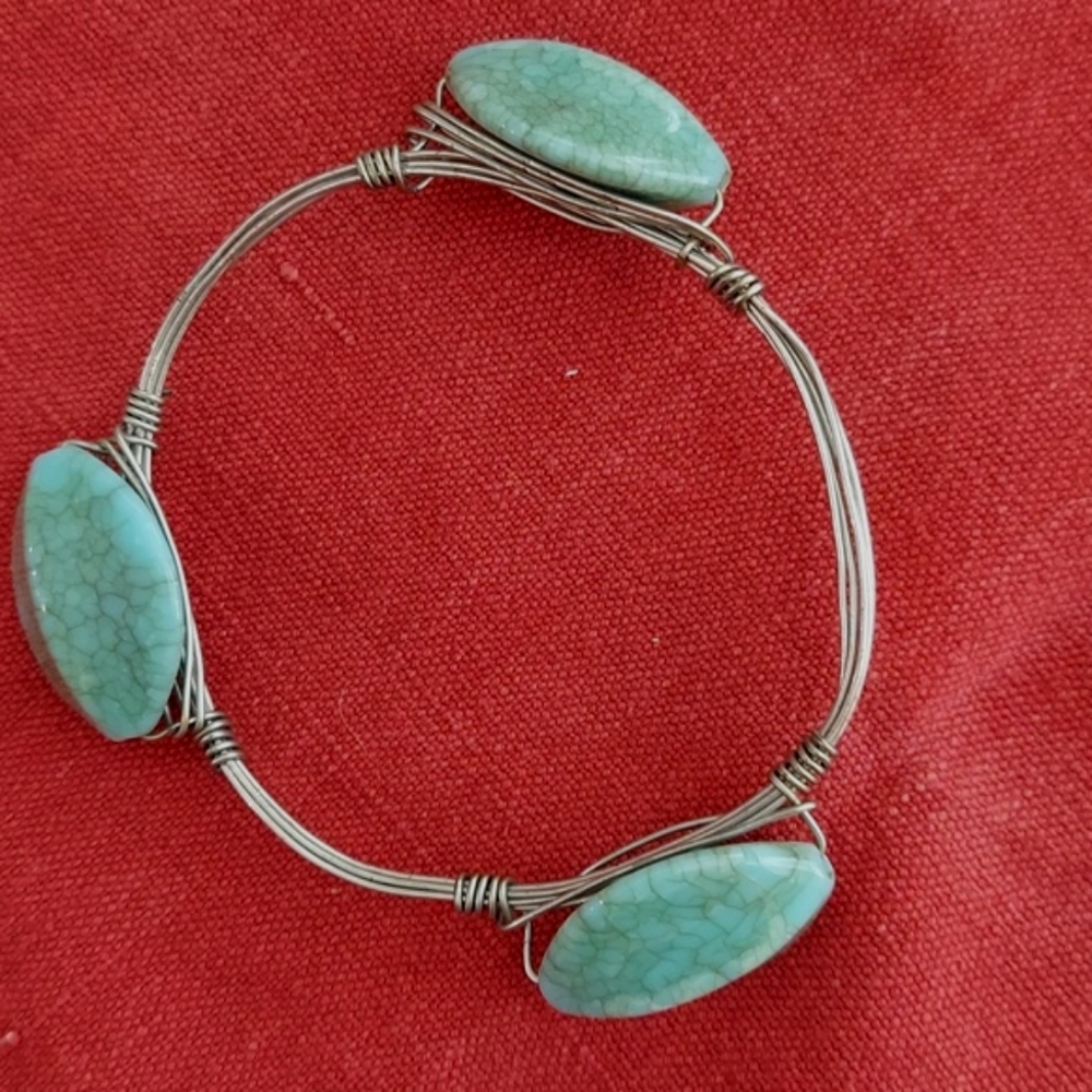 Handmade Bangle Bracelet - wire and turquoise look beads